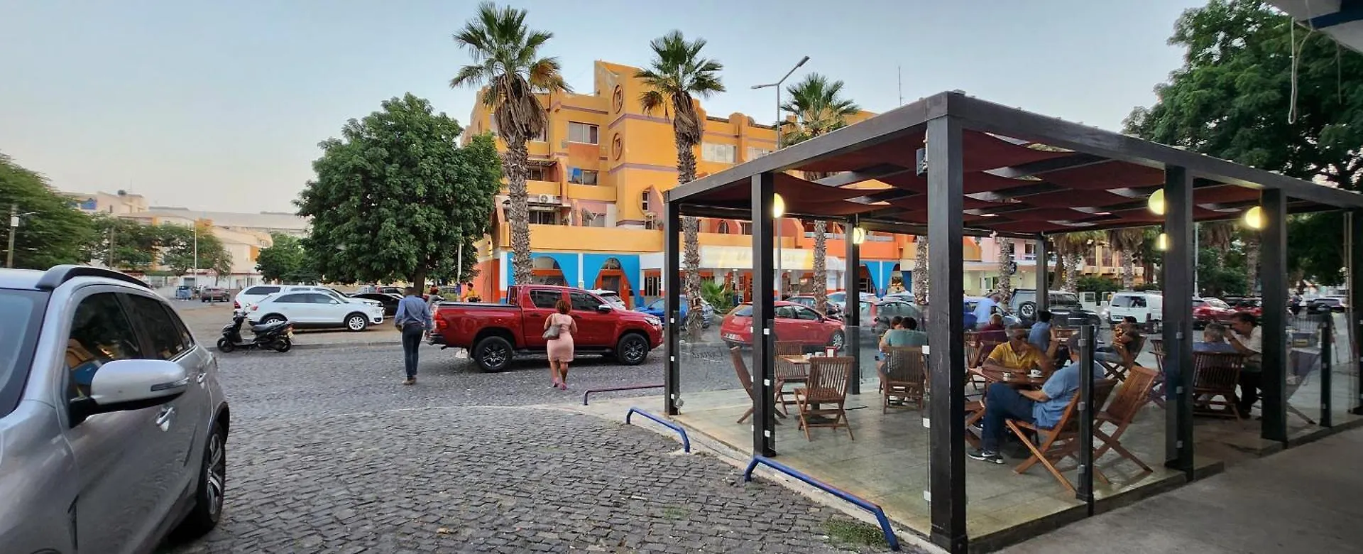 Meeting Point Hostel-Praia Group Reservations Hostel