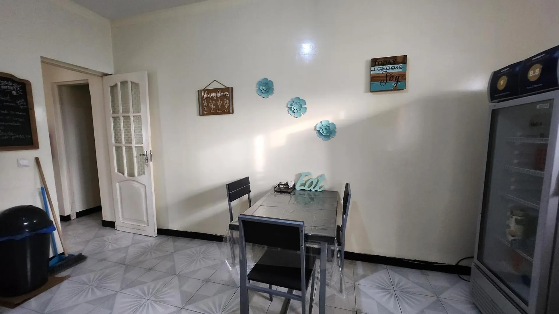Meeting Point Hostel-Praia Group Reservations Hostel Praia